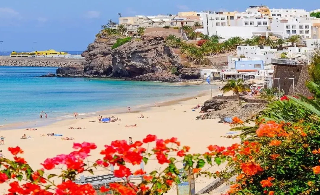 Fuerteventura: l’isola selvaggia dove il vento profuma di libertà